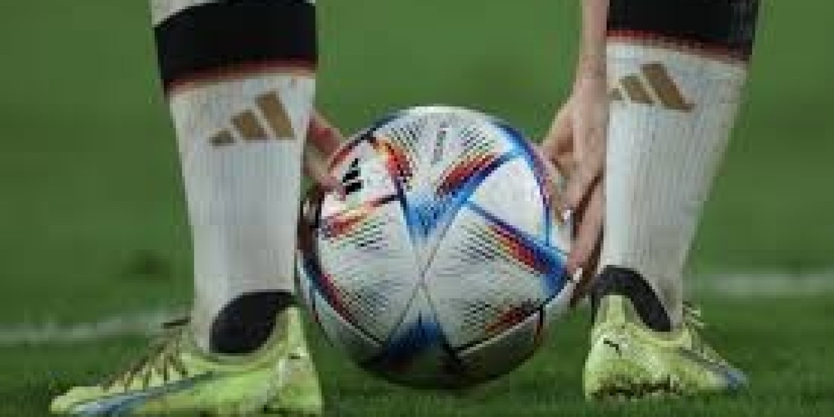 Comprehensive Guide to Playing Football Over/Under Betting