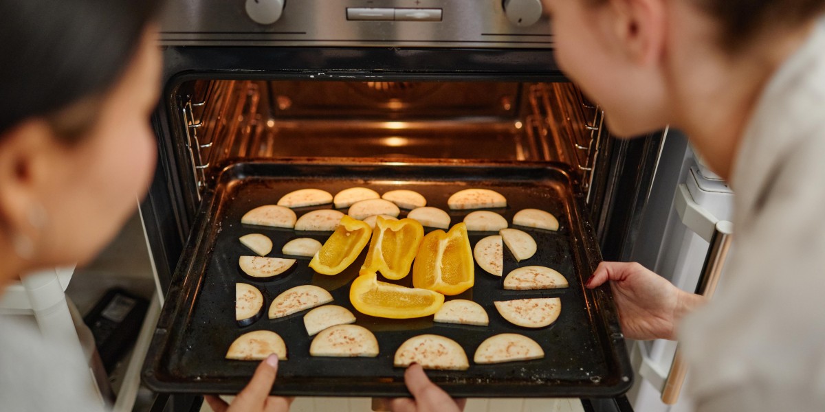 The Most Hilarious Complaints We've Heard About Built-In Range Oven